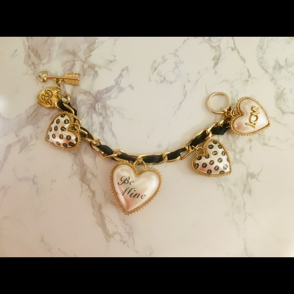 Betsey Johnson charm bracelet